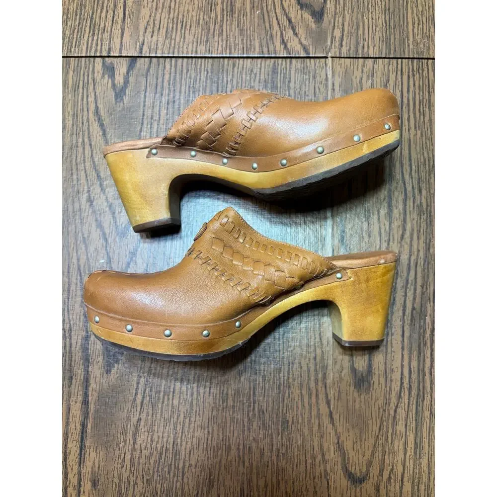 UGG Brown Leather Vivica Clog/Mule Braided Detail Wood Platform Size 7 - Picture 11 of 16